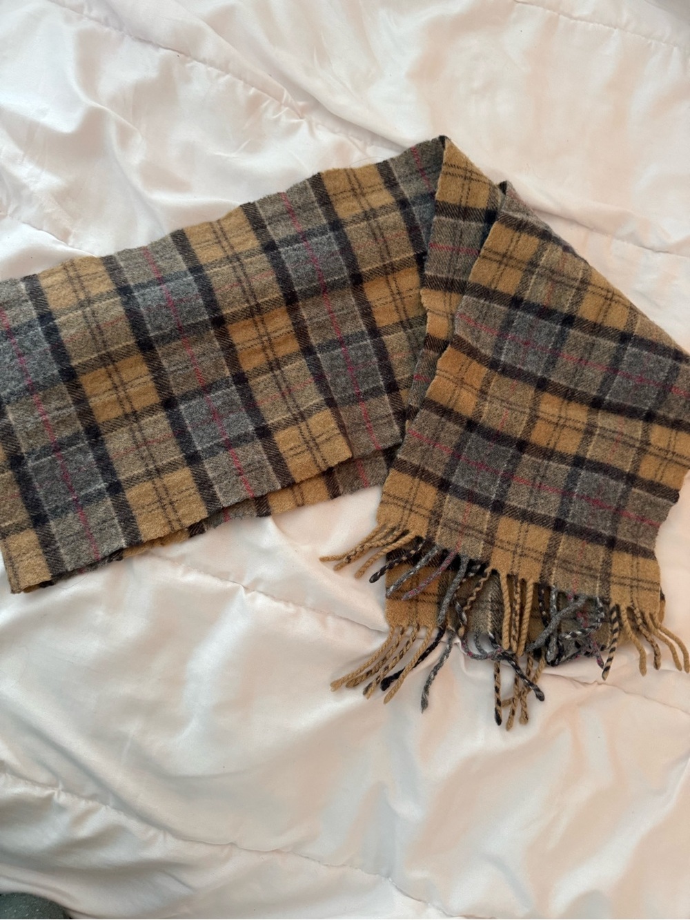 Barbour Beige Gray Plaid Wool Scarf with Red Accent